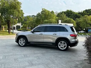 Mercedes-Benz GLB 2021 купить из Китая, цена 1 865 000 ₽ — Suifenhe Auto
