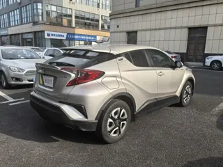 Toyota C-HR EV 2021 купить из Китая, цена 2 949 000 ₽ — Suifenhe Auto