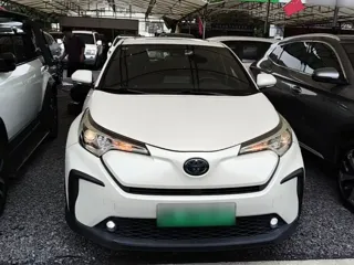 Toyota C-HR EV 2021 купить из Китая, цена 3 119 000 ₽ — Suifenhe Auto