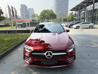 Mercedes-Benz A-Class 2020 купить из Китая, цена 1 675 000 ₽ — Suifenhe Auto
