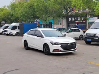 Chevrolet Monza 2020 купить из Китая, цена 945 000 ₽ — Suifenhe Auto