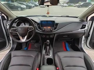 Chevrolet Monza 2020 купить из Китая, цена 945 000 ₽ — Suifenhe Auto
