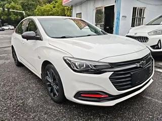 Chevrolet Monza 2021 купить из Китая, цена 1 033 000 ₽ — Suifenhe Auto