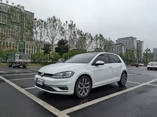 Volkswagen Golf 2020 купить из Китая, цена 1 433 000 ₽ — Suifenhe Auto