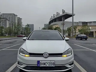 Volkswagen Golf 2020 купить из Китая, цена 1 433 000 ₽ — Suifenhe Auto