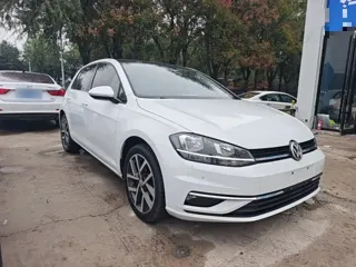 Volkswagen Golf 2020 купить из Китая, цена 1 485 000 ₽ — Suifenhe Auto