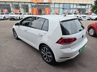 Volkswagen Golf 2020 купить из Китая, цена 1 429 000 ₽ — Suifenhe Auto