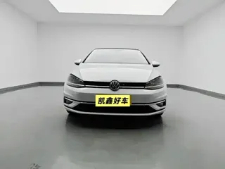 Volkswagen Golf 2020 купить из Китая, цена 1 404 000 ₽ — Suifenhe Auto