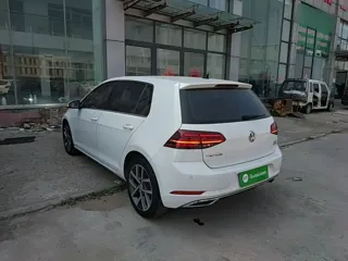 Volkswagen Golf 2020 купить из Китая, цена 1 605 000 ₽ — Suifenhe Auto
