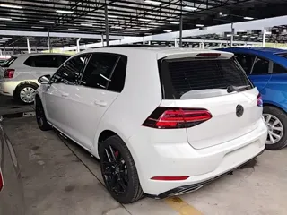 Volkswagen Golf 2020 купить из Китая, цена 1 569 000 ₽ — Suifenhe Auto