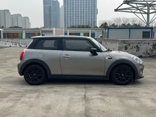 MINI Cooper 2020 купить из Китая, цена 1 890 000 ₽ — Suifenhe Auto