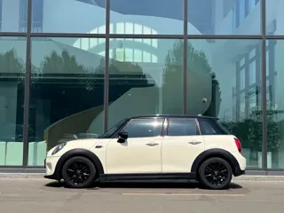 MINI Cooper 2020 купить из Китая, цена 1 958 000 ₽ — Suifenhe Auto