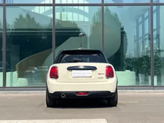 MINI Cooper 2020 купить из Китая, цена 1 958 000 ₽ — Suifenhe Auto