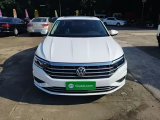 Volkswagen Sagitar 2020 купить из Китая, цена 1 533 000 ₽ — Suifenhe Auto