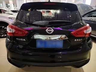 Nissan Tiida 2021 купить из Китая, цена 1 374 000 ₽ — Suifenhe Auto