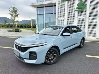 Baojun RC-5 2021 купить из Китая, цена 1 164 000 ₽ — Suifenhe Auto