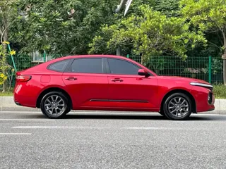 Baojun RC-5 2020 купить из Китая, цена 1 125 000 ₽ — Suifenhe Auto