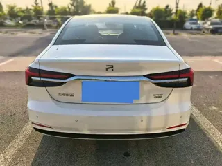 Roewe Rising ER6 2020 купить из Китая, цена 2 802 000 ₽ — Suifenhe Auto