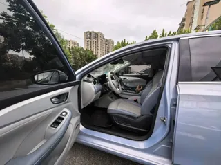 Roewe Rising ER6 2021 купить из Китая, цена 3 296 000 ₽ — Suifenhe Auto