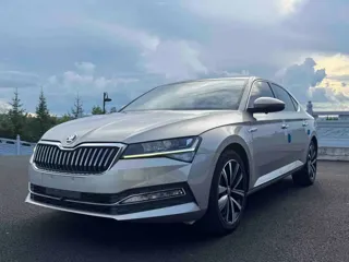 Skoda Superb 2022 купить из Китая, цена 2 314 000 ₽ — Suifenhe Auto