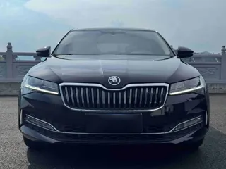 Skoda Superb 2022 купить из Китая, цена 2 444 000 ₽ — Suifenhe Auto