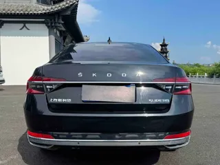 Skoda Superb 2022 купить из Китая, цена 2 444 000 ₽ — Suifenhe Auto
