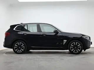 BMW iX3 2021 купить из Китая, цена 4 837 000 ₽ — Suifenhe Auto