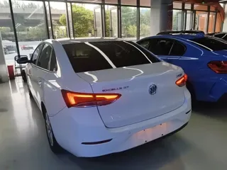 Buick Excelle GT 2021 купить из Китая, цена 1 356 000 ₽ — Suifenhe Auto