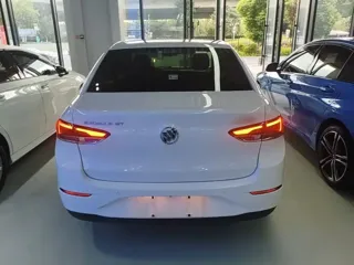 Buick Excelle GT 2021 купить из Китая, цена 1 356 000 ₽ — Suifenhe Auto
