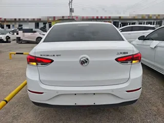 Buick Excelle GT 2022 купить из Китая, цена 1 143 000 ₽ — Suifenhe Auto