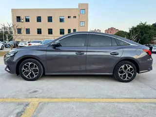 MG MG 5 2022 купить из Китая, цена 1 074 000 ₽ — Suifenhe Auto