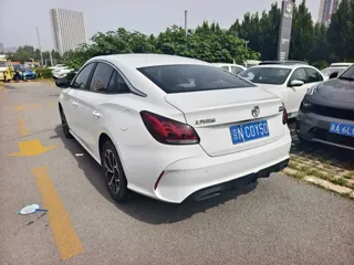 MG MG 5 2022 купить из Китая, цена 1 074 000 ₽ — Suifenhe Auto