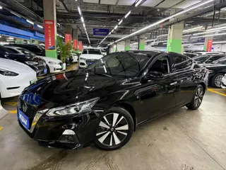 Nissan Teana 2021 купить из Китая, цена 2 048 000 ₽ — Suifenhe Auto