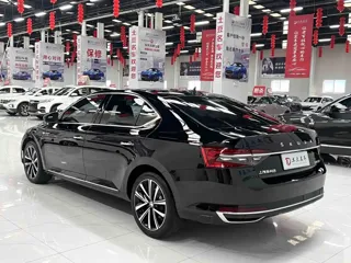 Skoda Superb 2024 купить из Китая, цена 2 892 000 ₽ — Suifenhe Auto