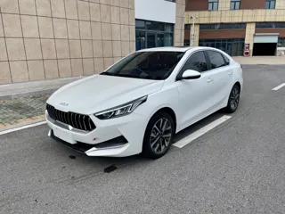 Kia K3 2022 купить из Китая, цена 1 551 000 ₽ — Suifenhe Auto