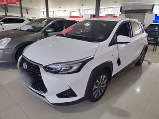 Toyota Yaris 2021 купить из Китая, цена 1 420 000 ₽ — Suifenhe Auto