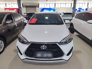 Toyota Yaris 2021 купить из Китая, цена 1 420 000 ₽ — Suifenhe Auto