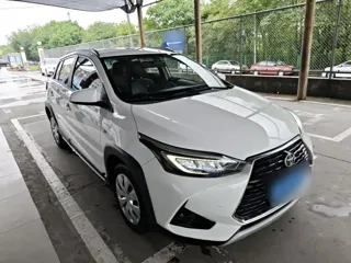 Toyota Yaris 2021 купить из Китая, цена 1 434 000 ₽ — Suifenhe Auto