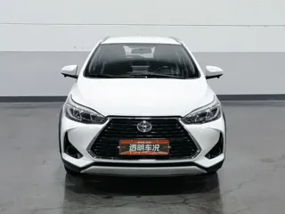 Toyota Yaris 2021 купить из Китая, цена 1 248 000 ₽ — Suifenhe Auto