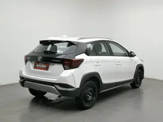 Toyota Yaris 2021 купить из Китая, цена 1 300 000 ₽ — Suifenhe Auto