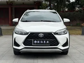 Toyota Yaris 2021 купить из Китая, цена 1 300 000 ₽ — Suifenhe Auto