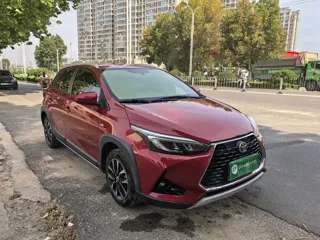 Toyota Yaris 2021 купить из Китая, цена 1 325 000 ₽ — Suifenhe Auto