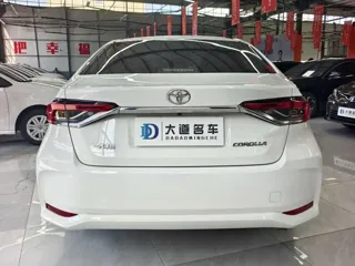 Toyota Corolla 2023 купить из Китая, цена 1 389 000 ₽ — Suifenhe Auto