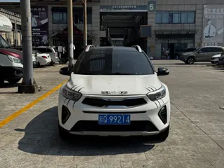 Kia Stonic 2021 купить из Китая, цена 1 221 000 ₽ — Suifenhe Auto