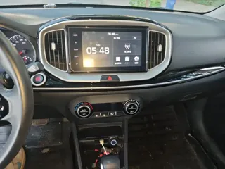 Kia Stonic 2021 купить из Китая, цена 1 347 000 ₽ — Suifenhe Auto