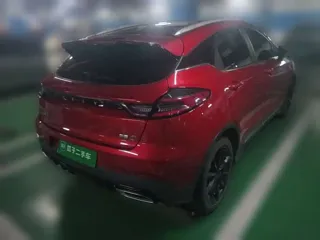 Geely Emgrand S 2022 купить из Китая, цена 1 076 000 ₽ — Suifenhe Auto