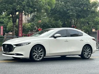 Mazda Mazda3 2021 купить из Китая, цена 2 073 000 ₽ — Suifenhe Auto