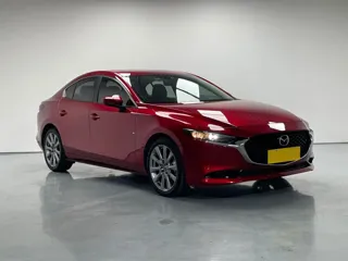 Mazda Mazda3 2022 купить из Китая, цена 1 675 000 ₽ — Suifenhe Auto
