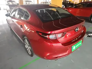 Mazda Mazda3 2022 купить из Китая, цена 1 784 000 ₽ — Suifenhe Auto
