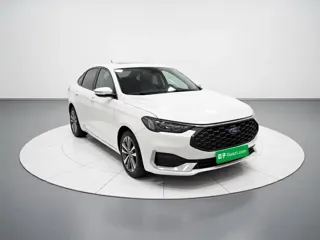 Ford Escort 2022 купить из Китая, цена 1 142 000 ₽ — Suifenhe Auto